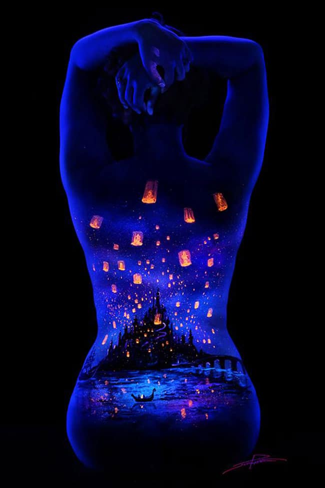body-painting-fluorescent-(3)