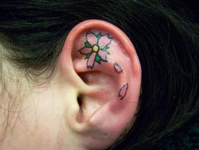 tatouage-sur-oreille-tattoo- (13)