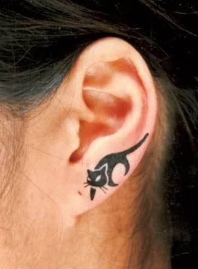 tatouage-sur-oreille-tattoo- (4)